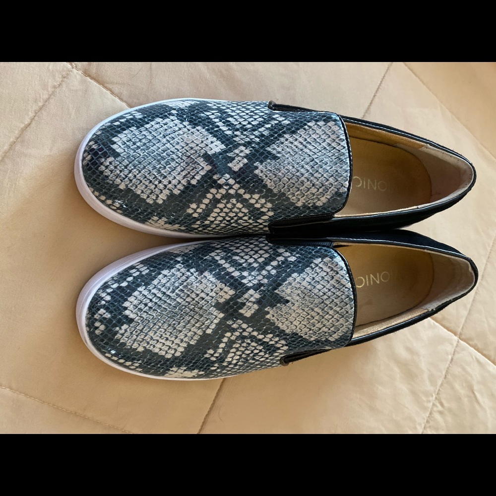 Vionic slip on Splendid Midi sneakers Sz 9